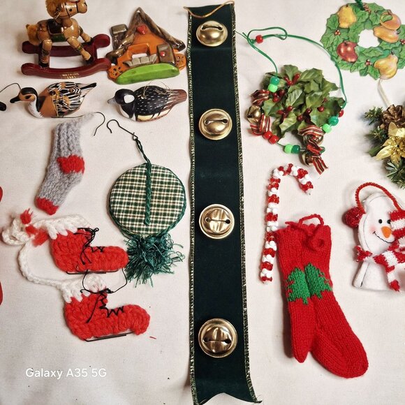 Vintage Christmas Ornaments Set Of 18 With Santa Bells Stockings & Wooden Decora - Picture 7 of 10